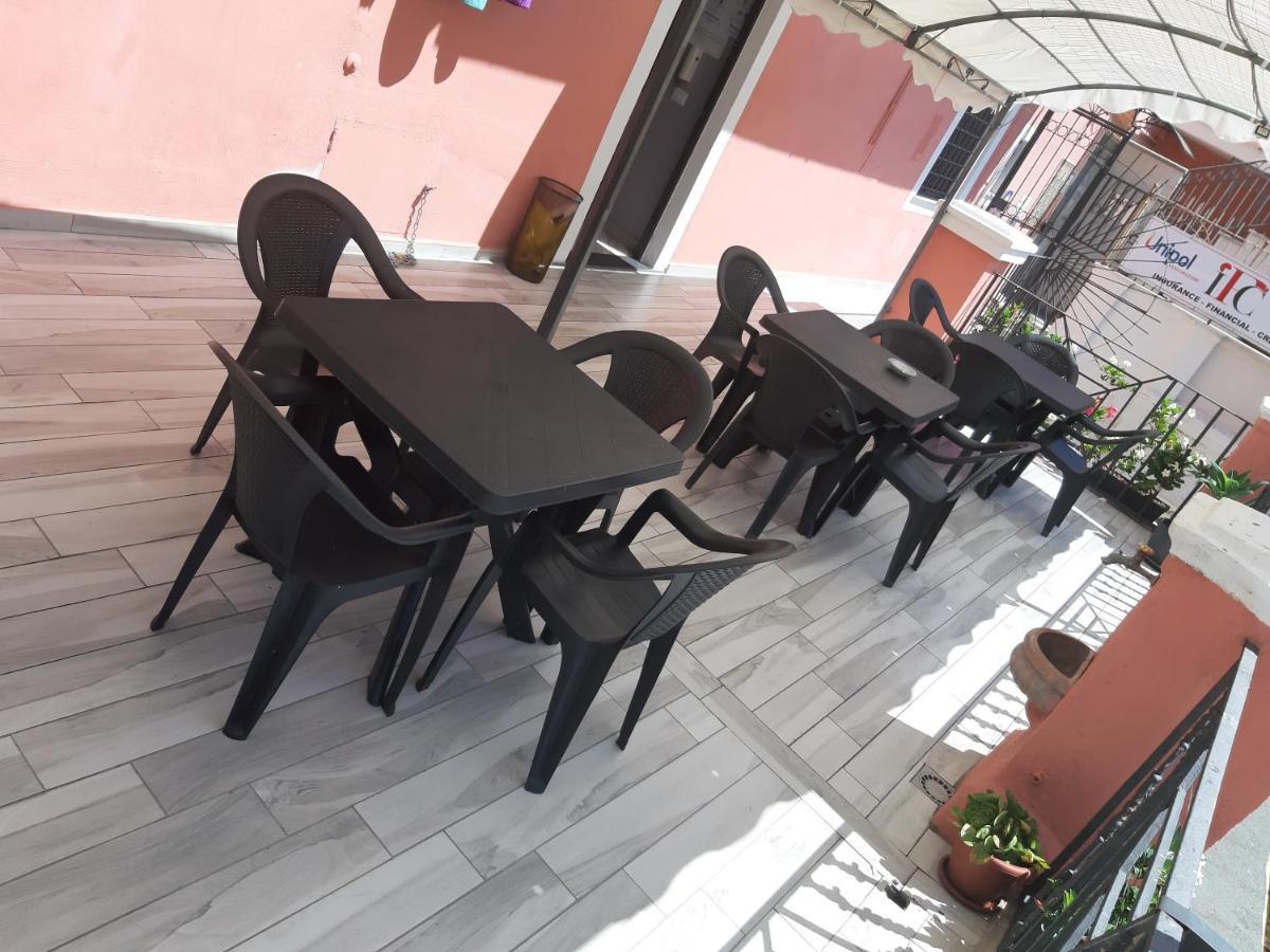 Il Diamante Bed & Breakfast โครโตเน ภายนอก รูปภาพ