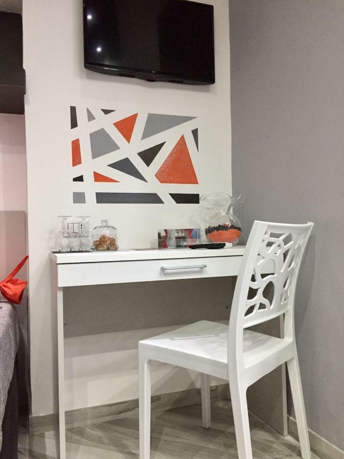 Il Diamante Bed & Breakfast โครโตเน ภายนอก รูปภาพ